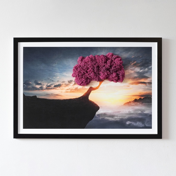 Framed moss wall art A tree over the abyss