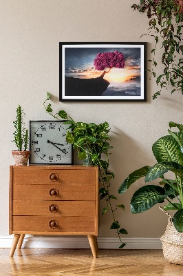 Framed moss wall art A tree over the abyss