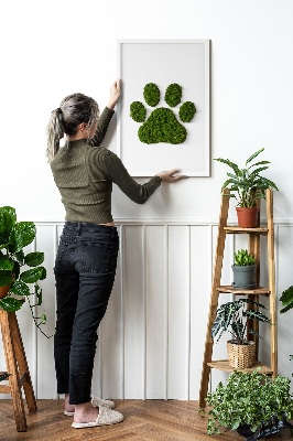 Moss picture Paw print