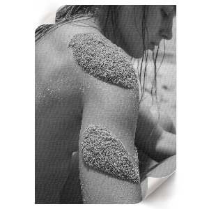 Poster Woman with sand