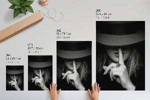 Wall art Mysterious elegance