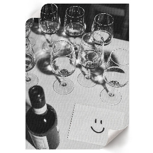 Wall print depicting wine glasses