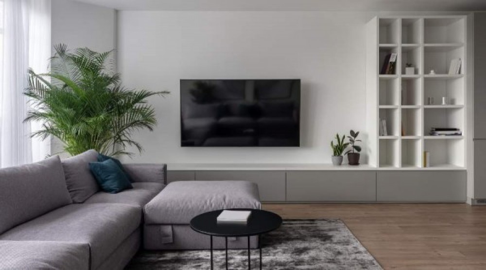 TV wall decoration - ideas for aesthetic space arrangements 